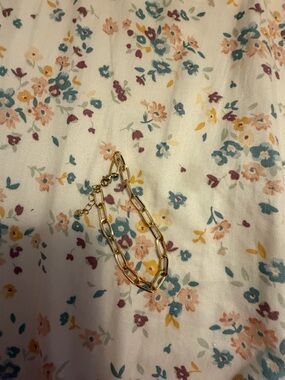 Gold Link Chain Bracelet - Elegant Women's Jewelry